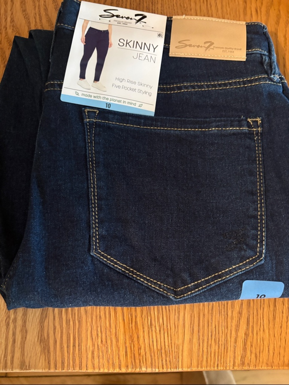 Seven7  Women’s Skinny Jeans - Dark Blue Indigo Size 10 NWT